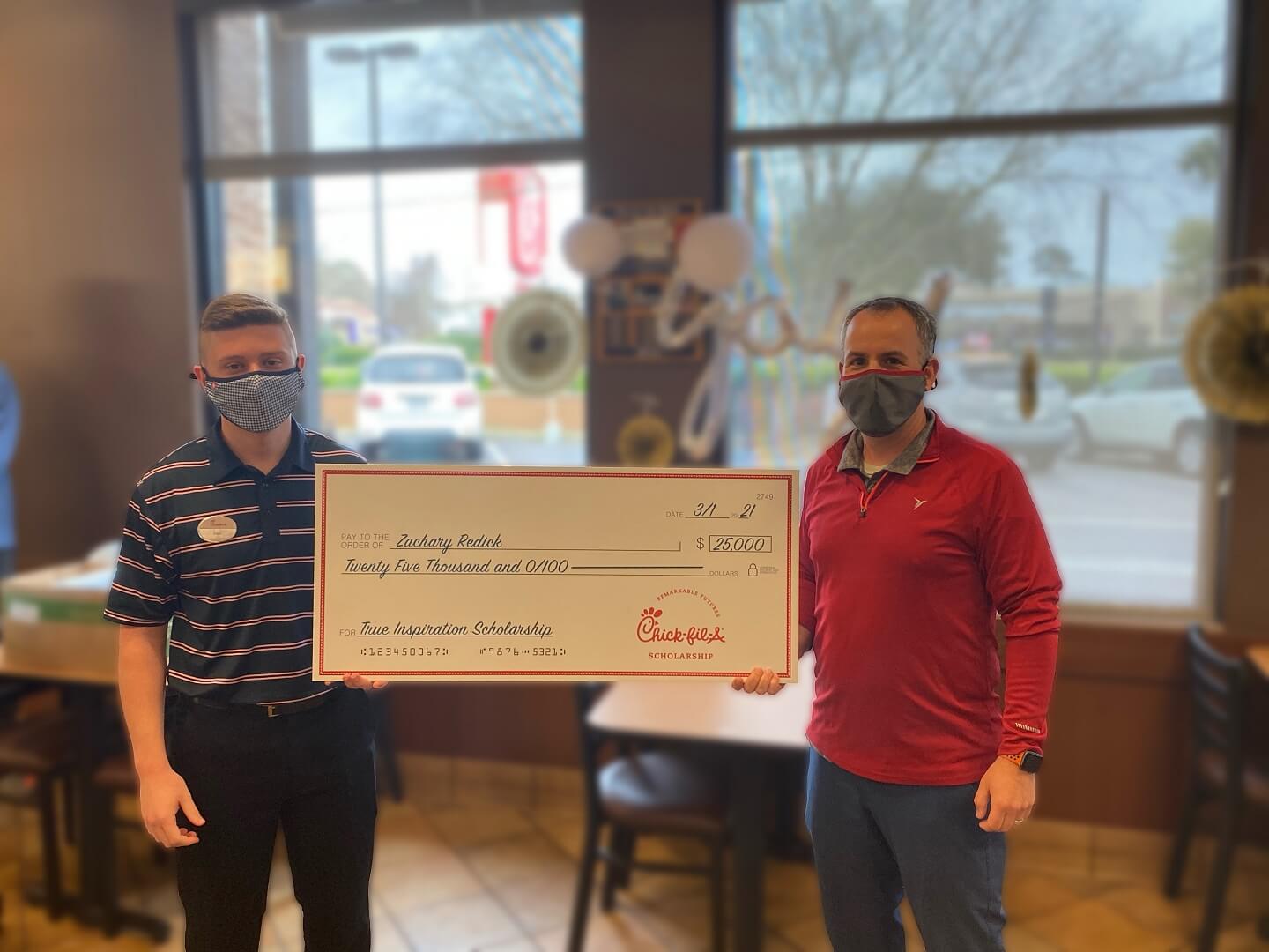 Surprise! 12 restaurant Team Members receive 25,000 scholarships from